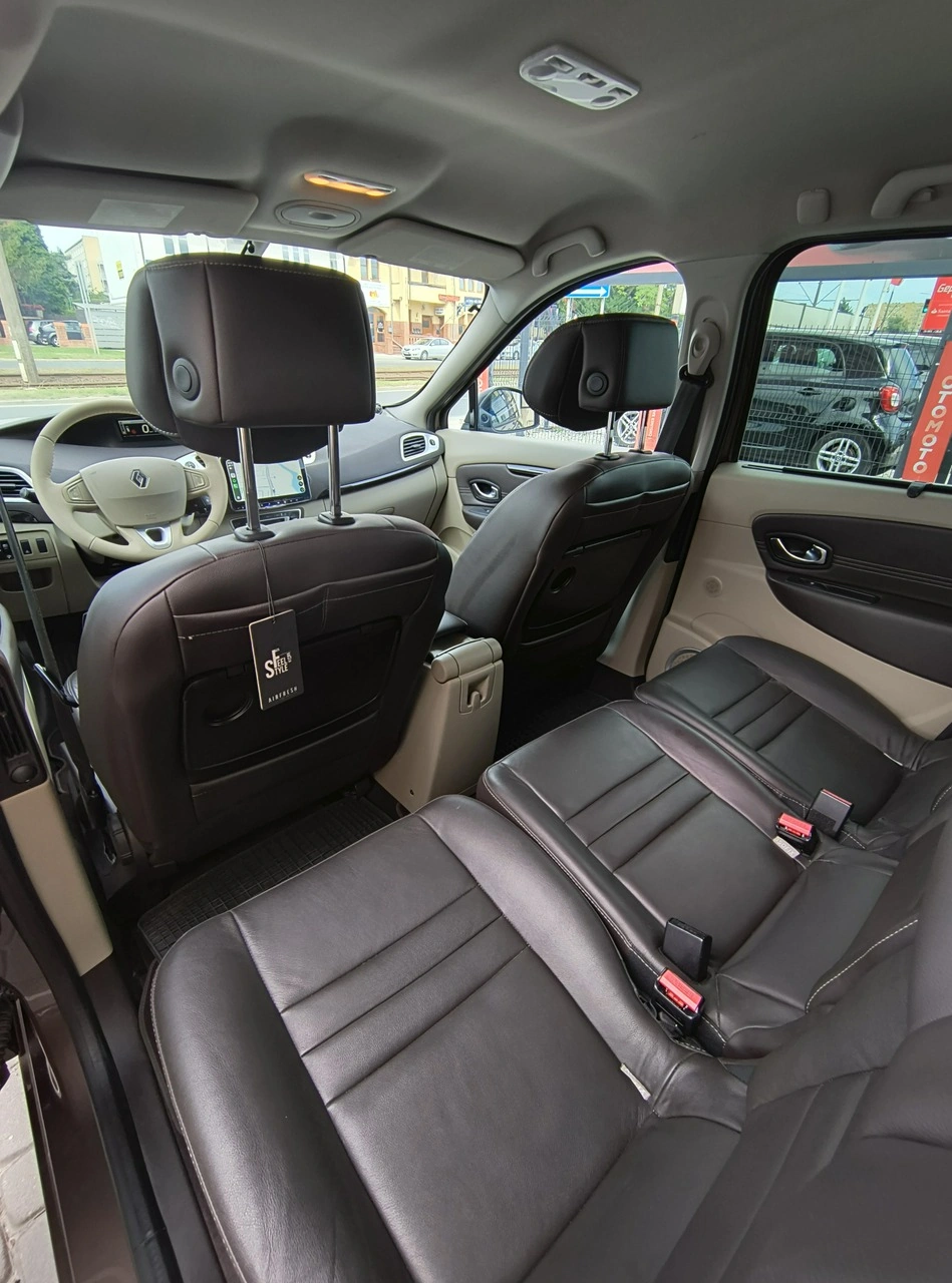 Renault Scenic - Zdjęcie 13