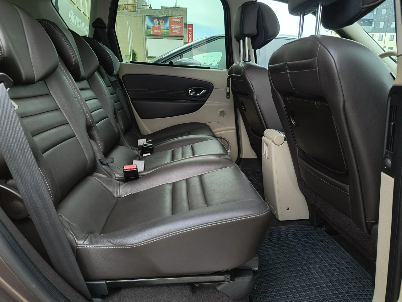 Renault Scenic - Zdjęcie 17