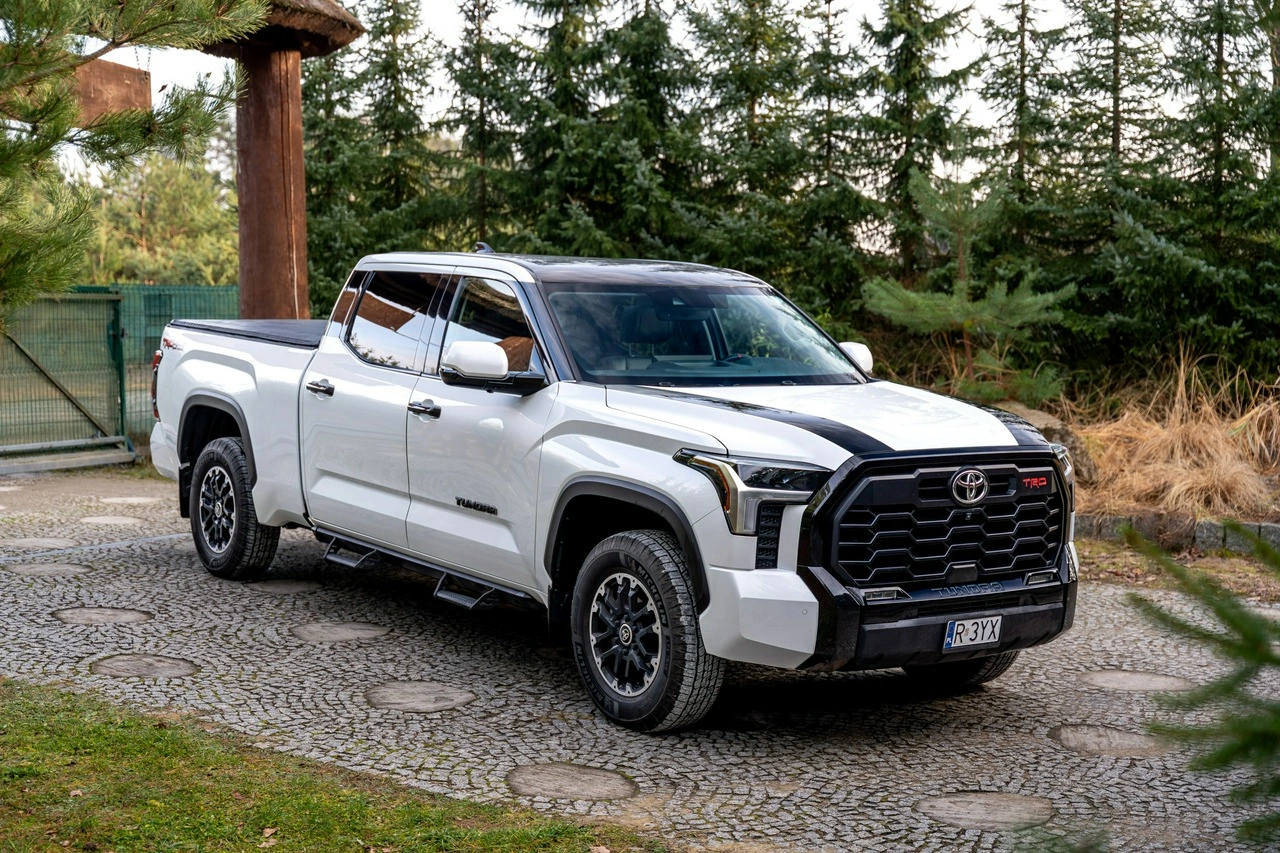 Toyota Tundra - Zdjęcie 16