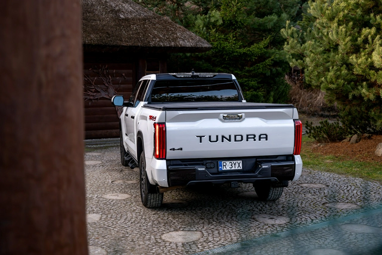 Toyota Tundra - Zdjęcie 27