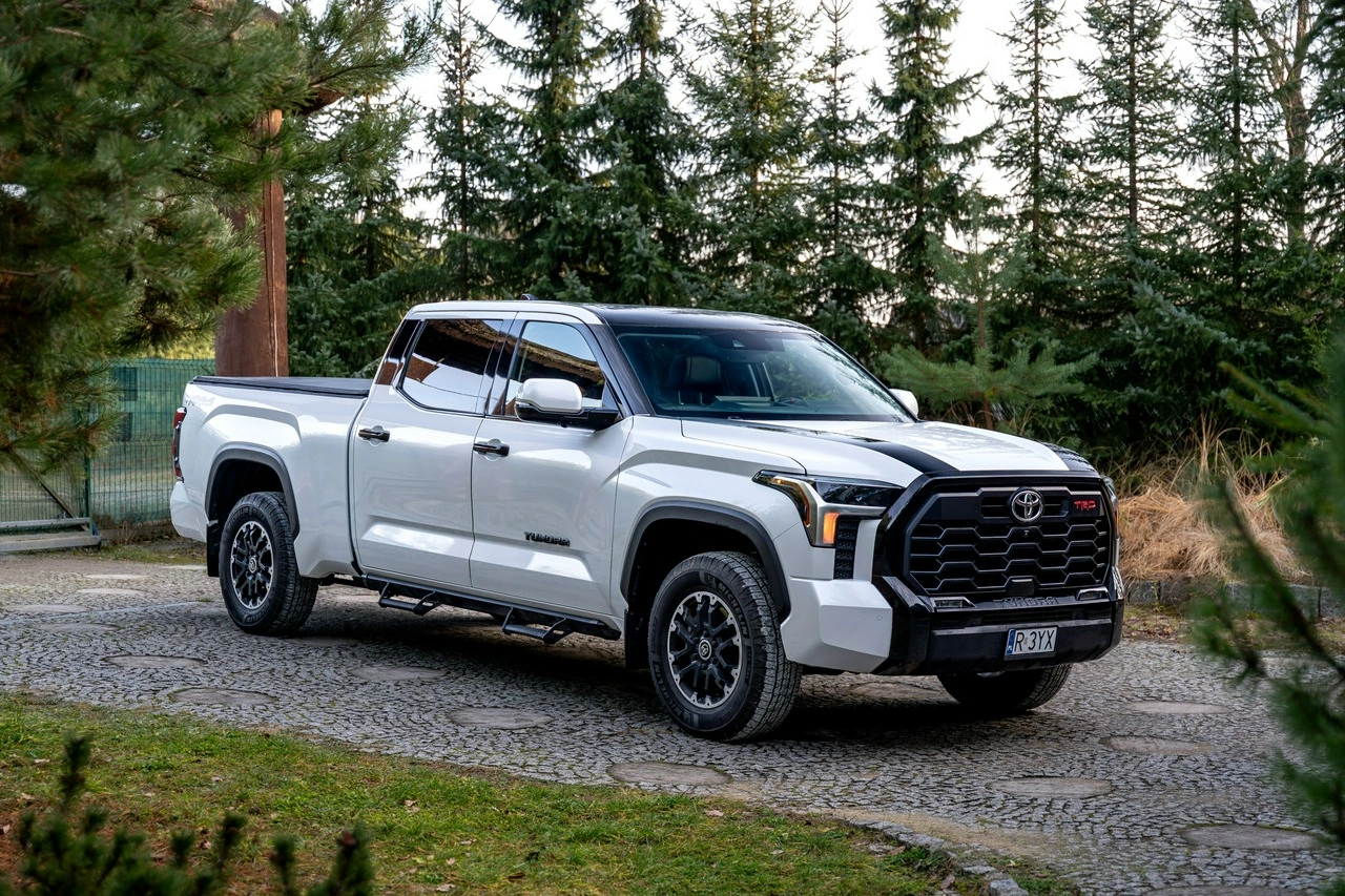 Toyota Tundra - Zdjęcie 28