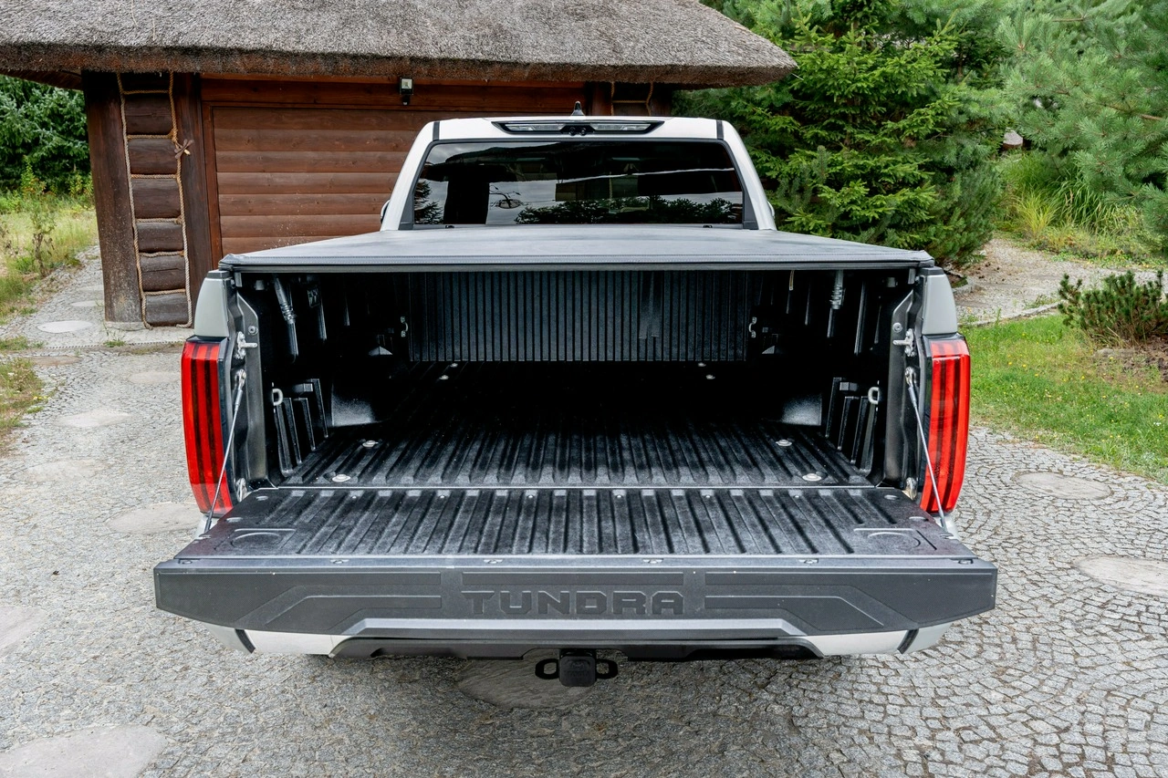 Toyota Tundra - Zdjęcie 33