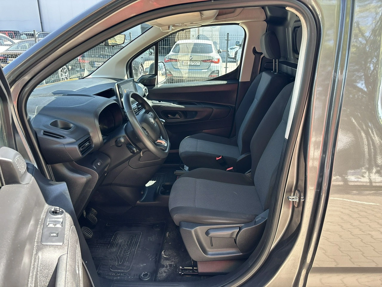 Toyota Proace City - Zdjęcie 8