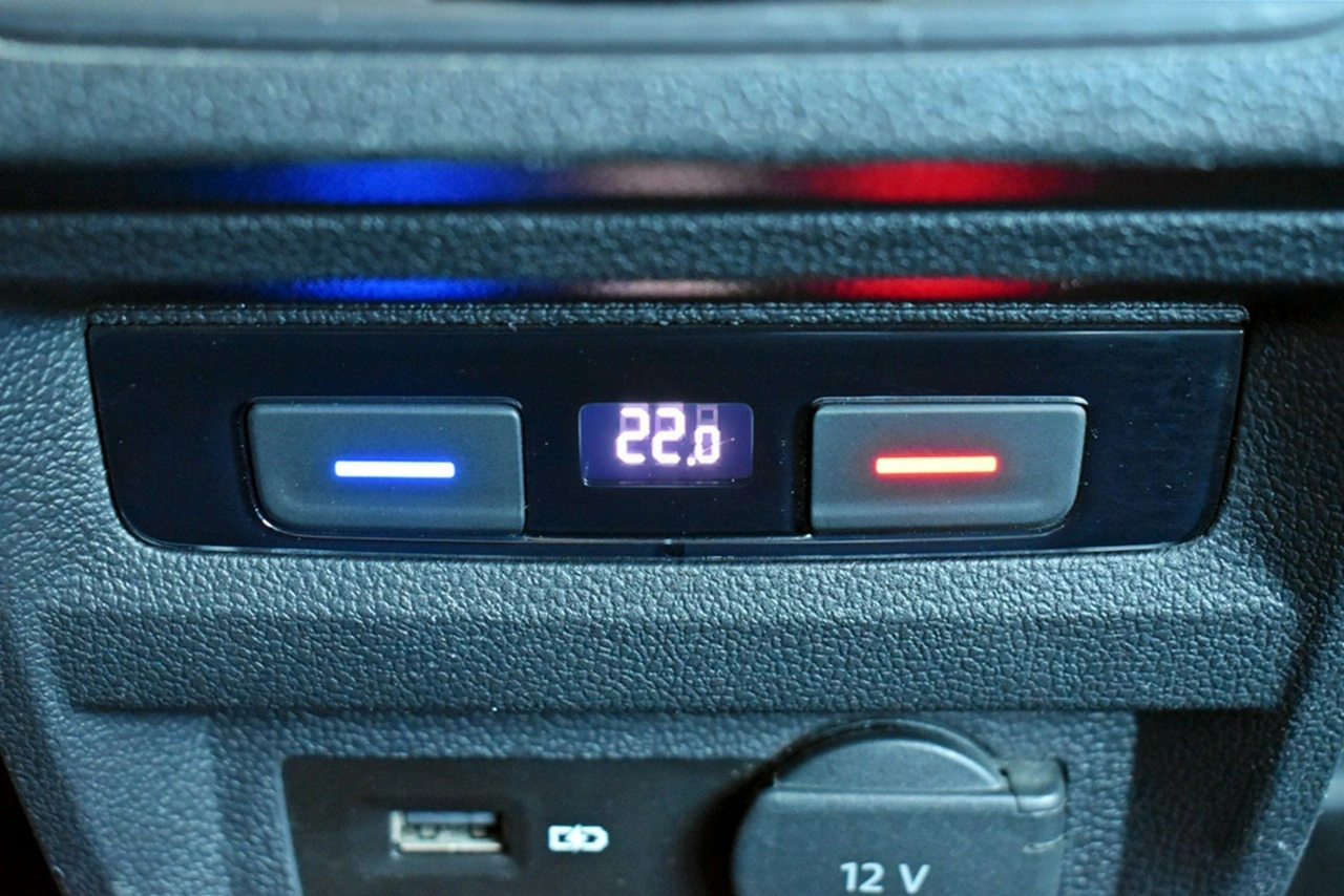 Volkswagen Tiguan - Zdjęcie 10