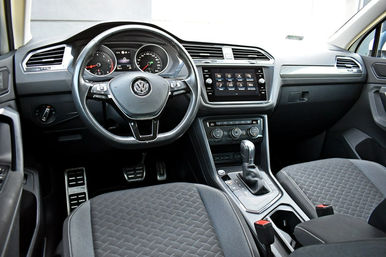 Volkswagen Tiguan - Zdjęcie 12