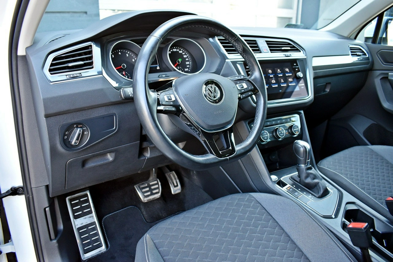 Volkswagen Tiguan - Zdjęcie 8