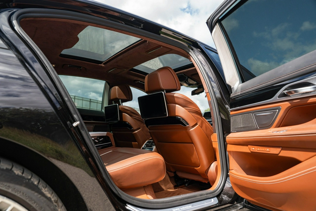 BMW 750 - Zdjęcie 30