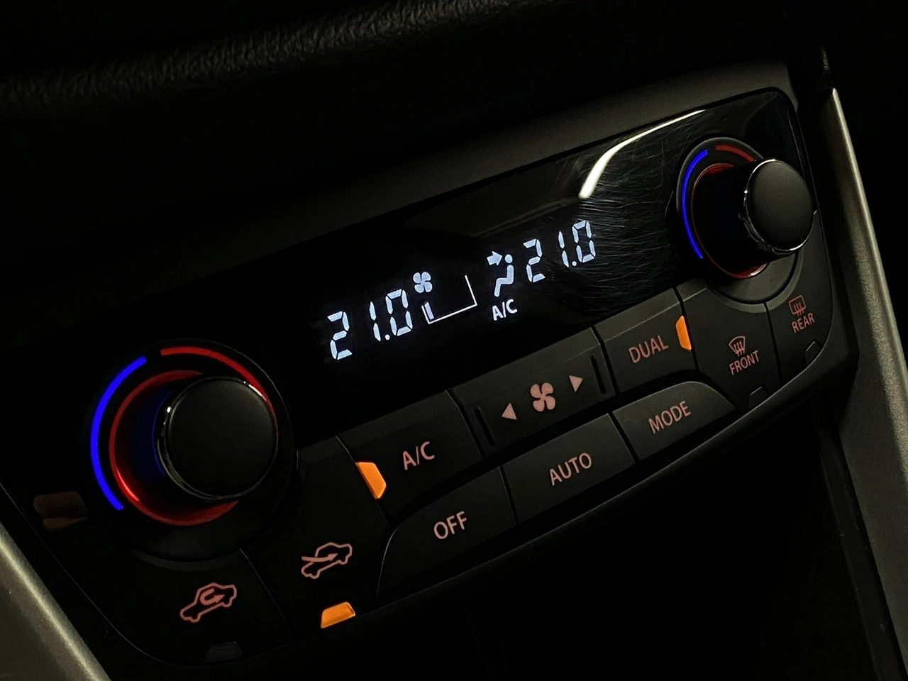Suzuki SX4 S-Cross - Zdjęcie 25