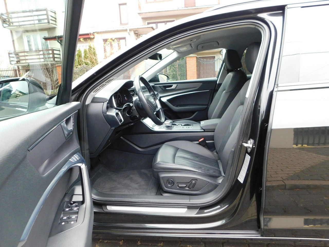 Audi A6 - Zdjęcie 11