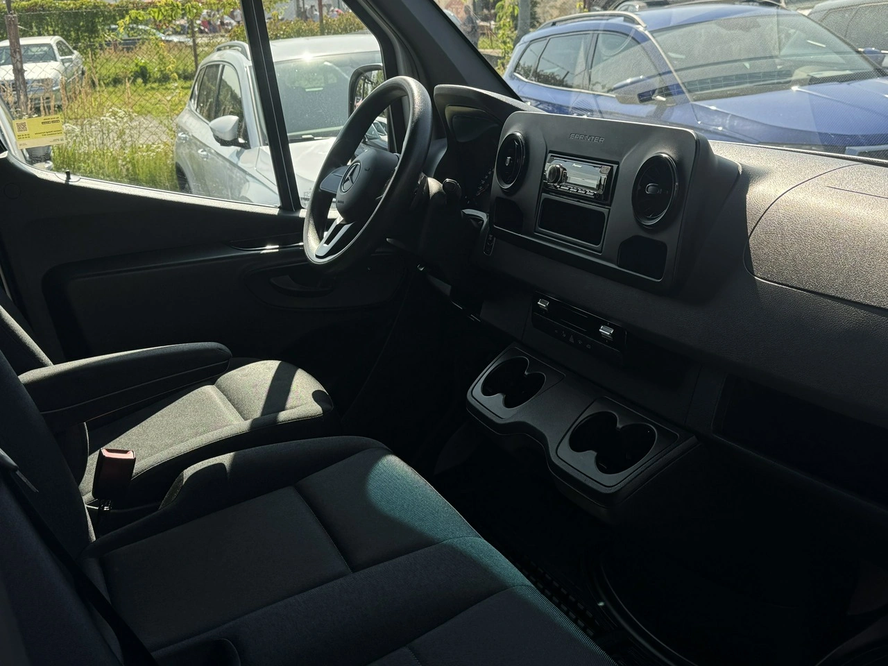 Mercedes Sprinter - Zdjęcie 17