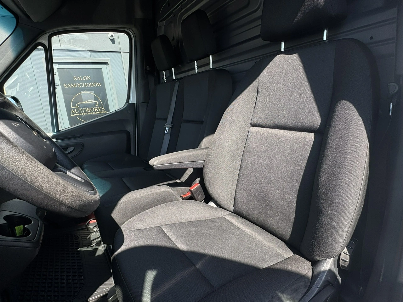 Mercedes Sprinter - Zdjęcie 19