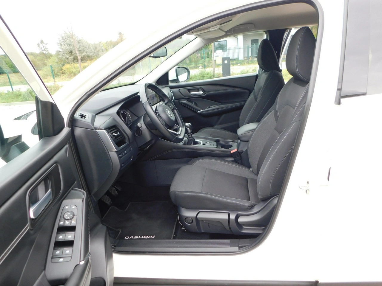 Nissan Qashqai - Zdjęcie 16