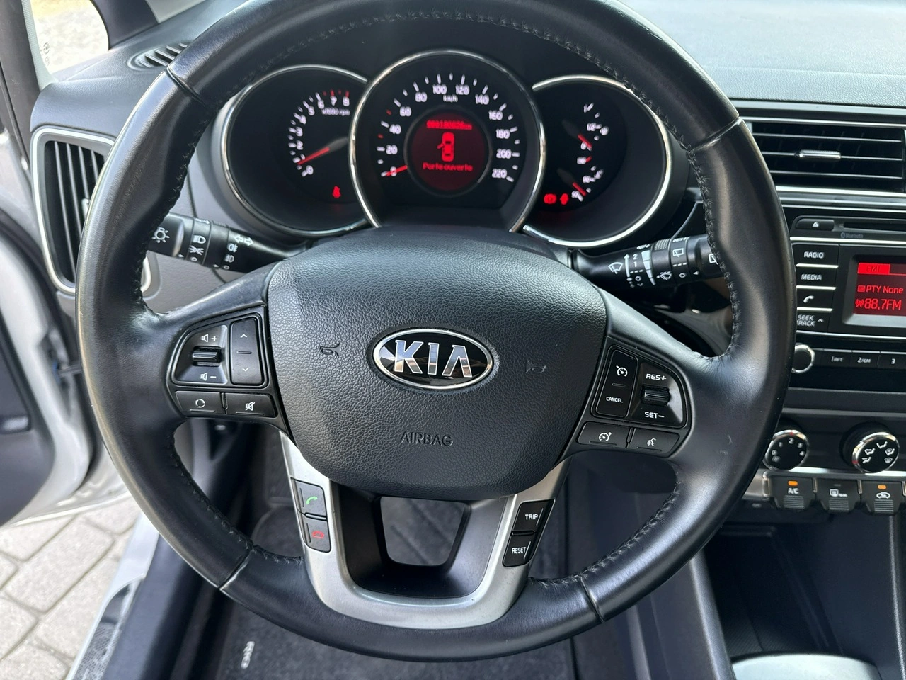 Kia Rio - Zdjęcie 15