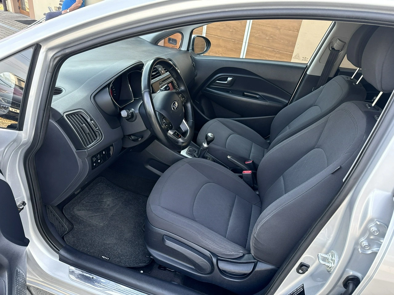 Kia Rio - Zdjęcie 18