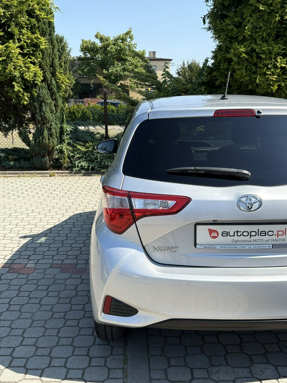 Toyota Yaris - Zdjęcie 11