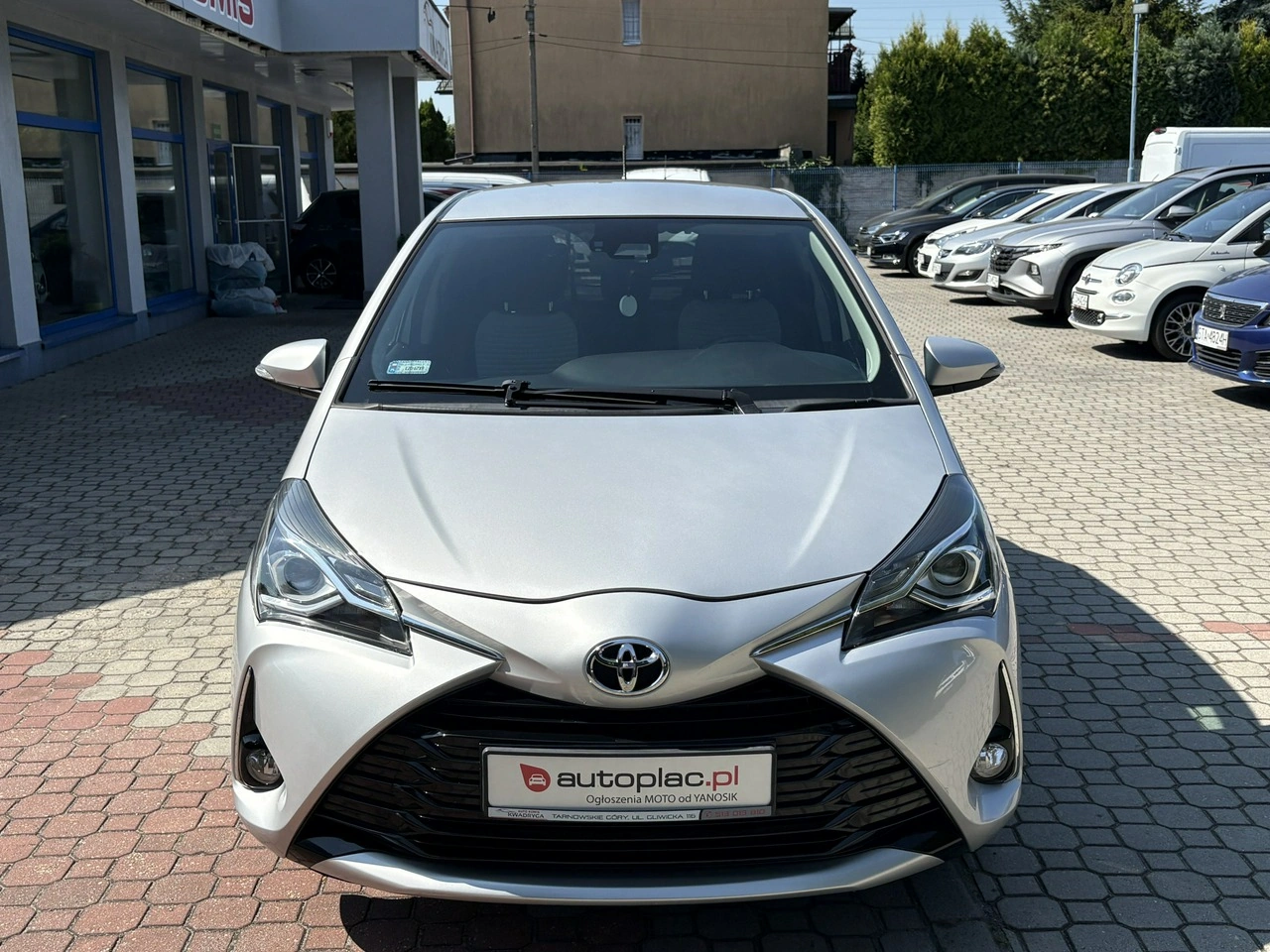 Toyota Yaris - Zdjęcie 2