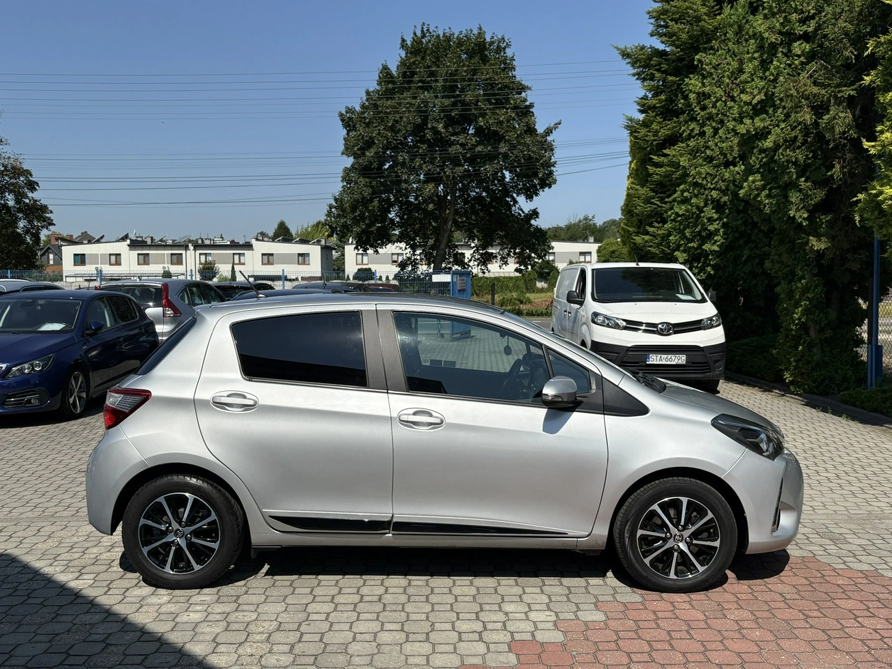 Toyota Yaris - Zdjęcie 4