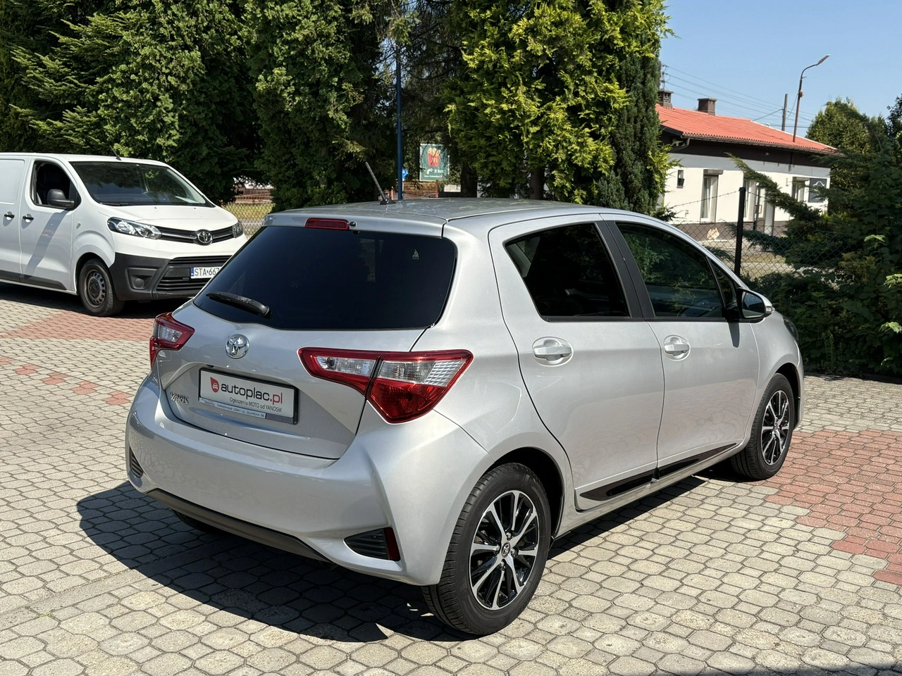 Toyota Yaris - Zdjęcie 5