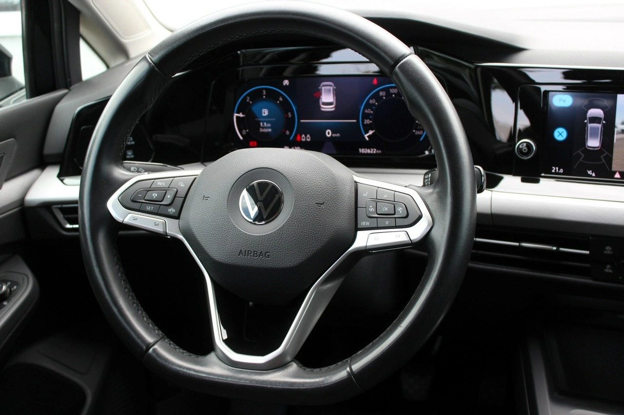 Volkswagen Golf Variant - Zdjęcie 16