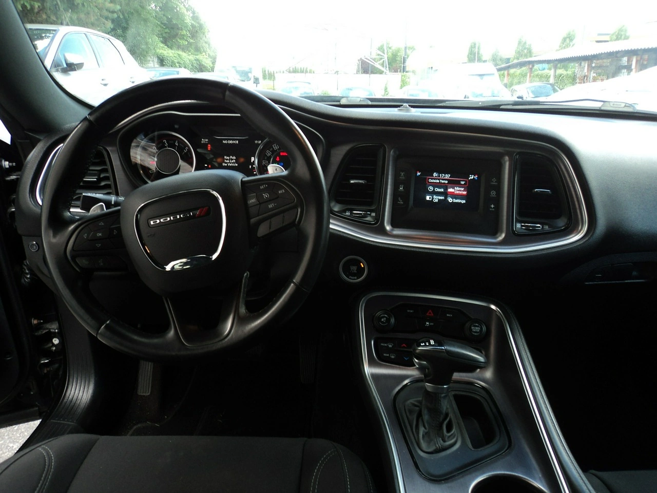 Dodge Challenger - Zdjęcie 8