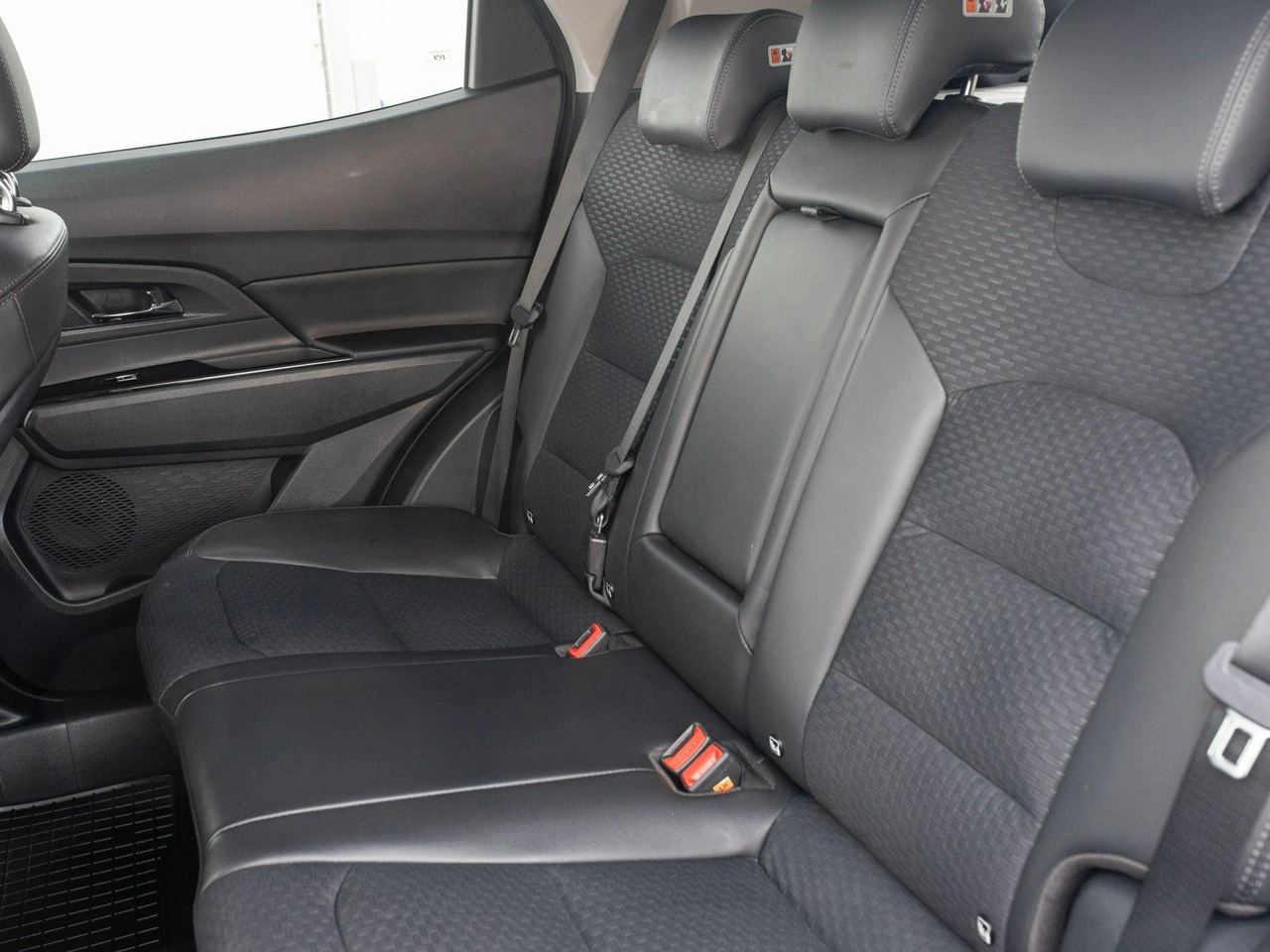 SsangYong/KGM Korando - Zdjęcie 23