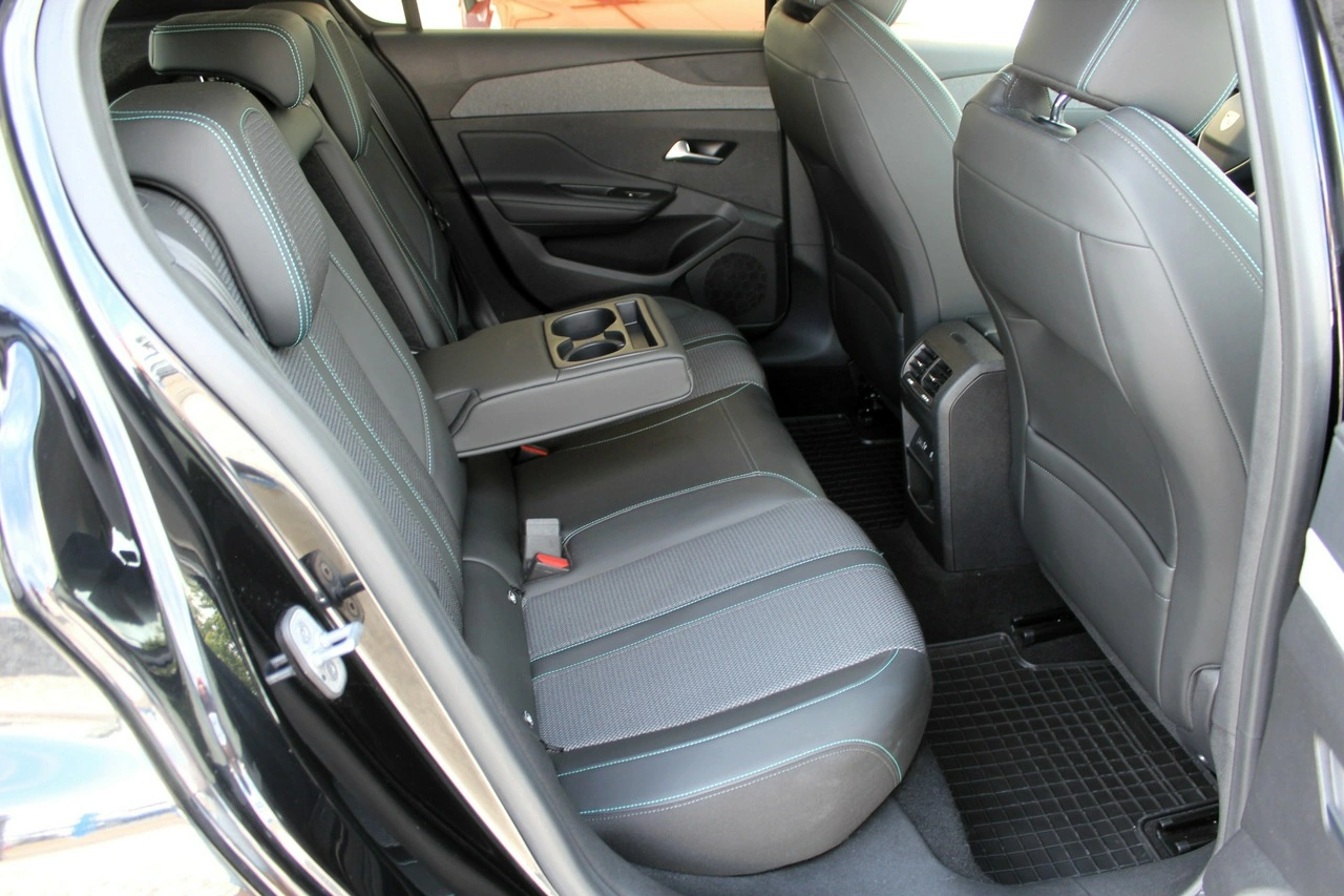 Peugeot 308 - Zdjęcie 9