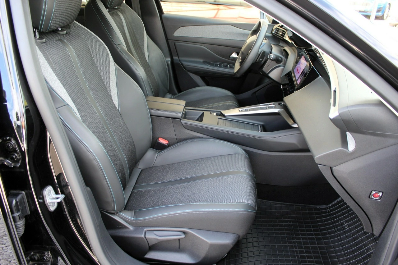 Peugeot 308 - Zdjęcie 8