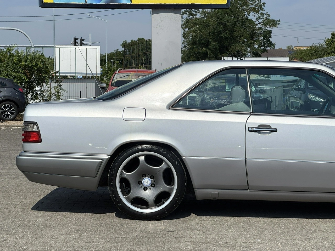 Mercedes W124 - Zdjęcie 11