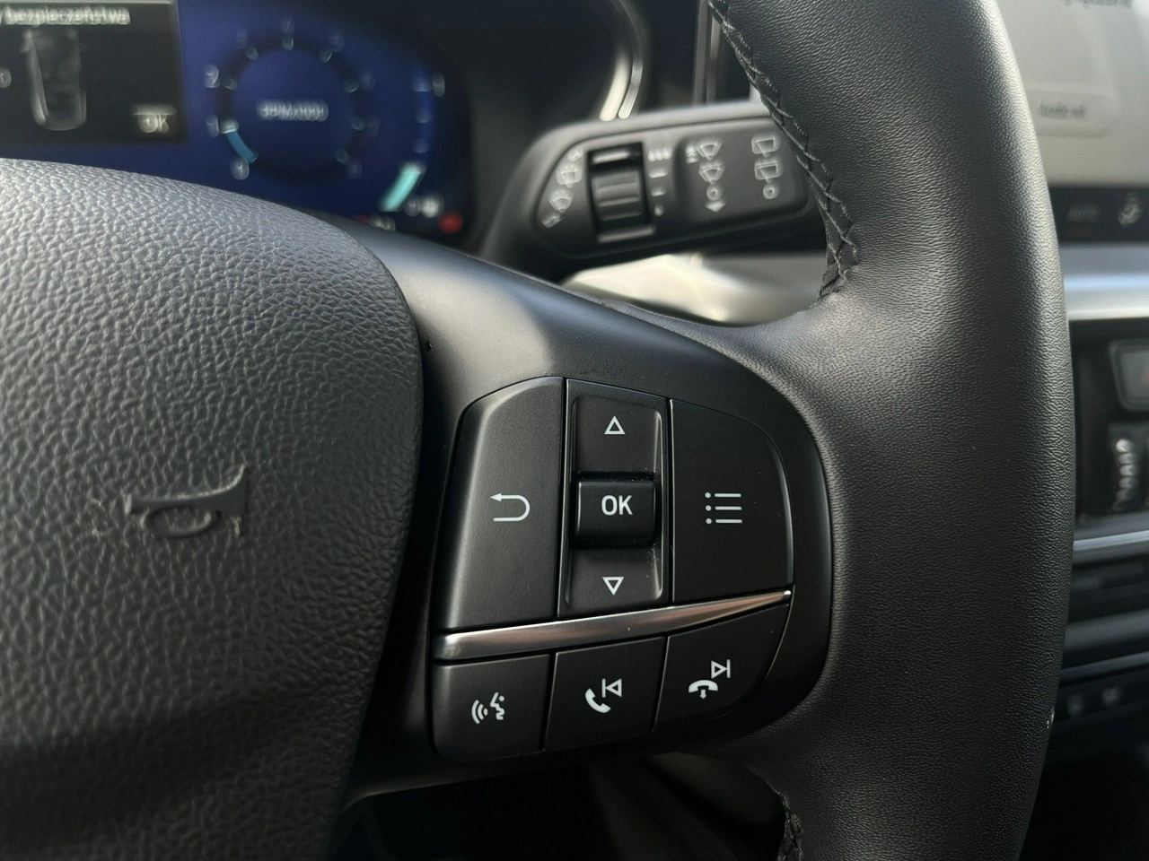 Ford Focus - Zdjęcie 16