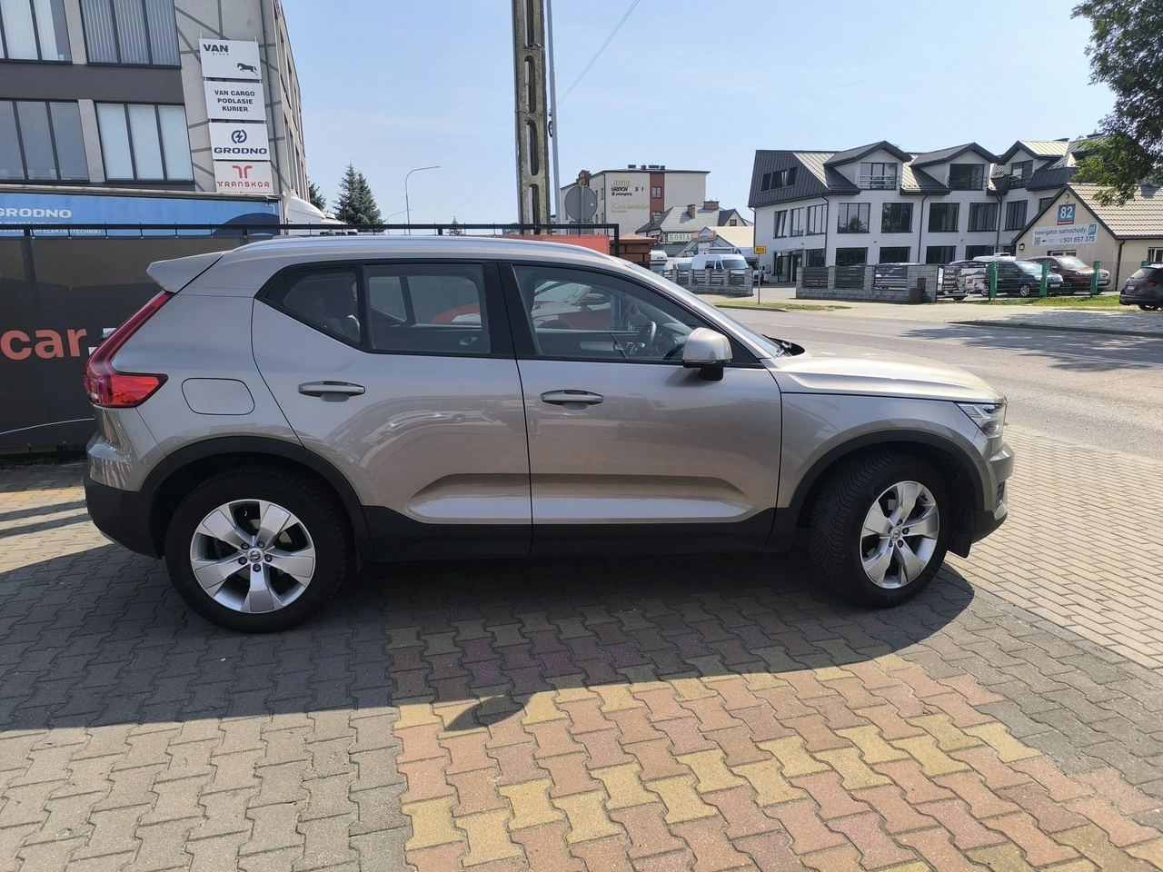 Volvo XC 40 - Zdjęcie 2