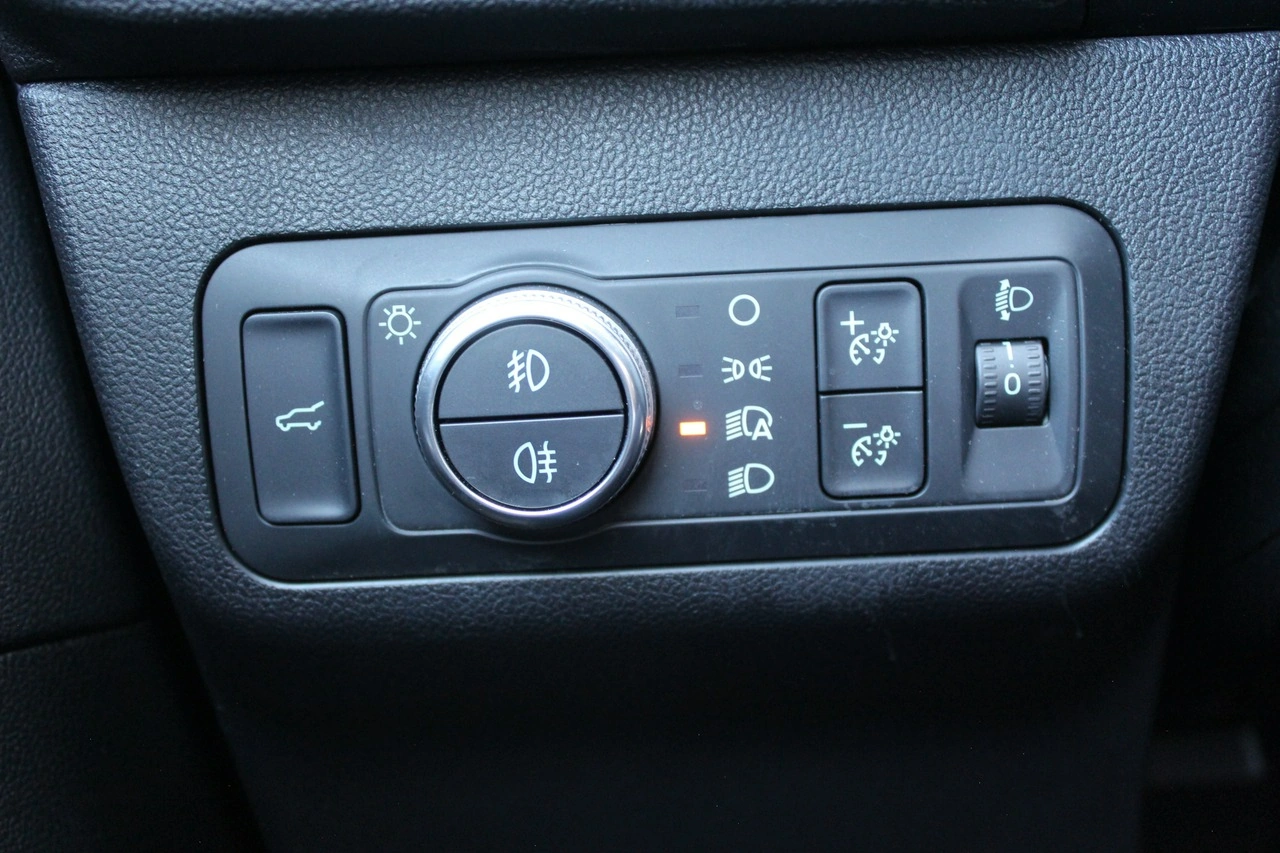 Ford Kuga - Zdjęcie 29