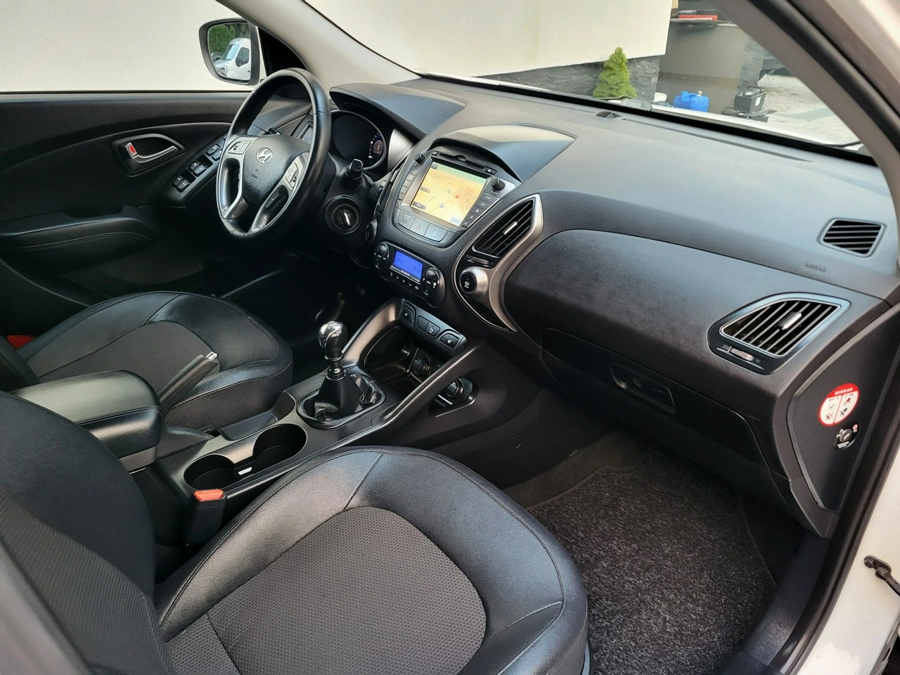 Hyundai ix35 - Zdjęcie 10