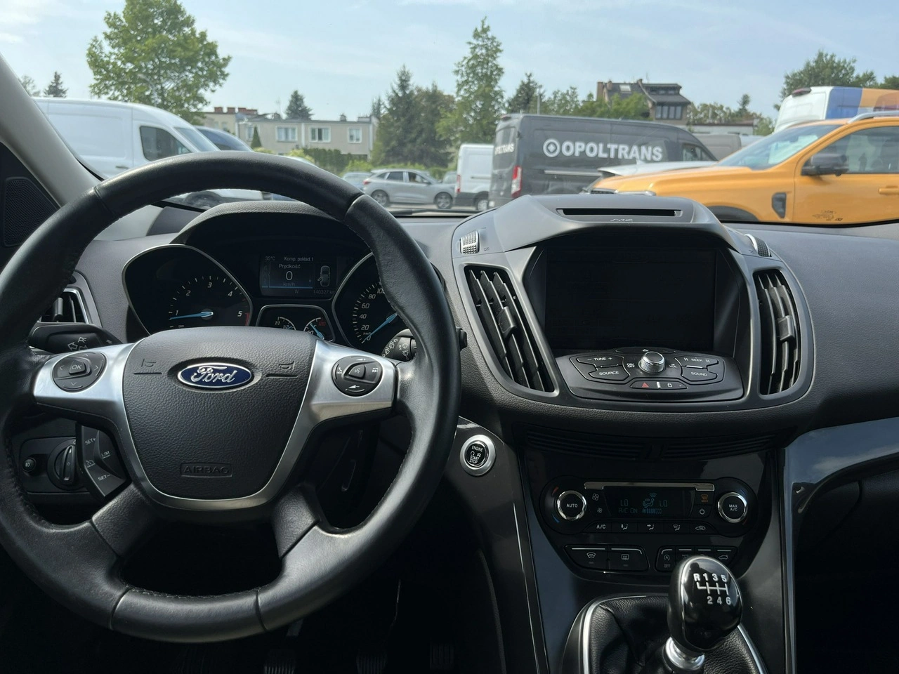 Ford Kuga - Zdjęcie 18