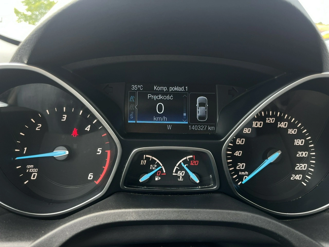 Ford Kuga - Zdjęcie 19