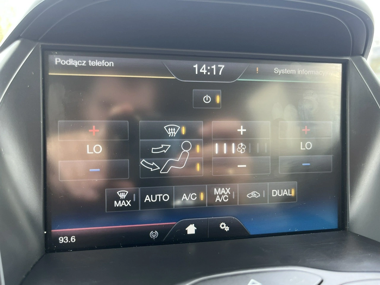 Ford Kuga - Zdjęcie 24