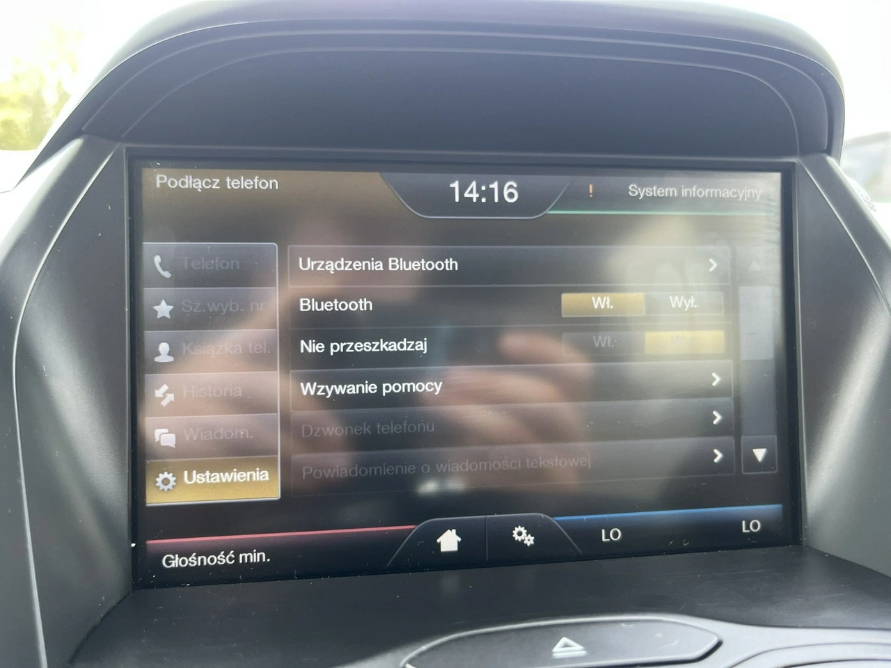 Ford Kuga - Zdjęcie 25