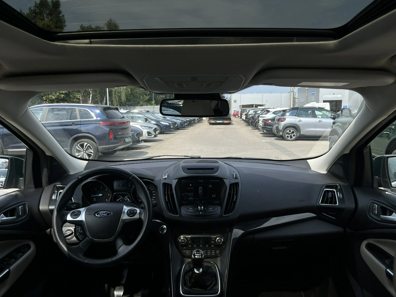 Ford Kuga - Zdjęcie 29