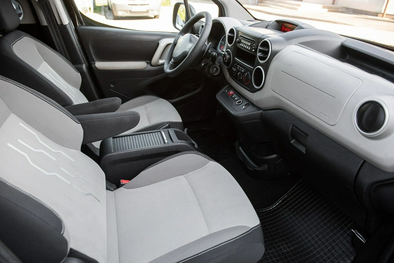 Peugeot Partner - Zdjęcie 9