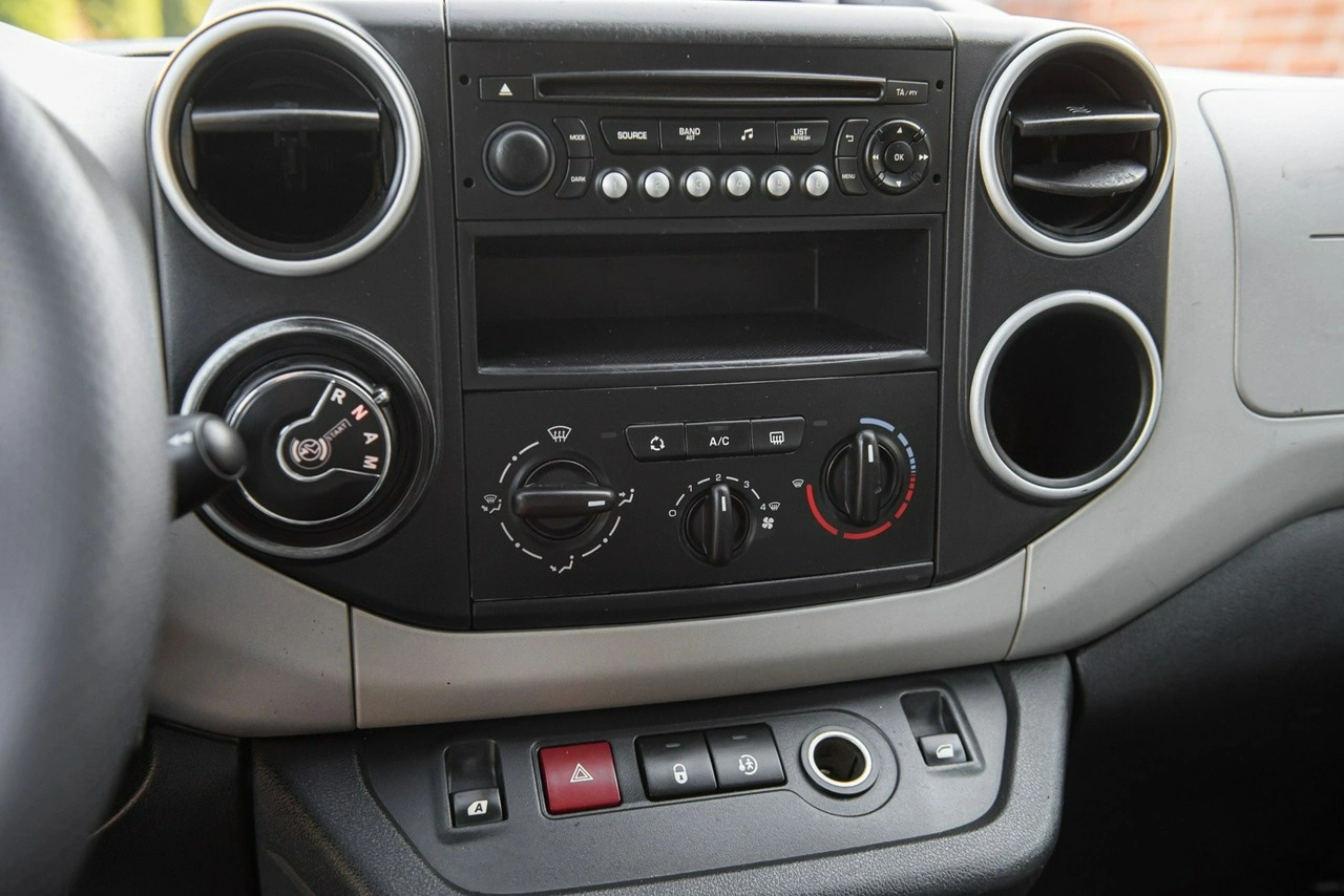 Peugeot Partner - Zdjęcie 20