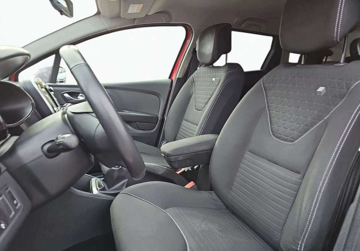 Renault Clio - Zdjęcie 11