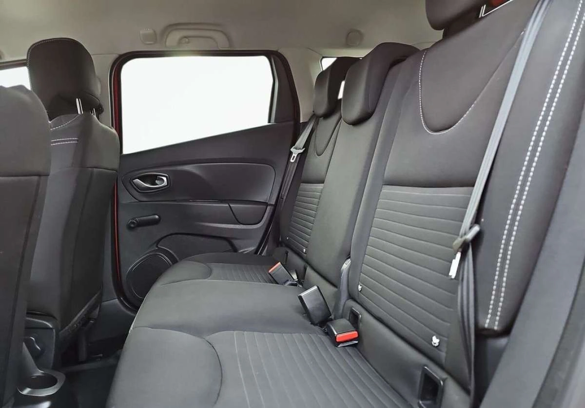 Renault Clio - Zdjęcie 12