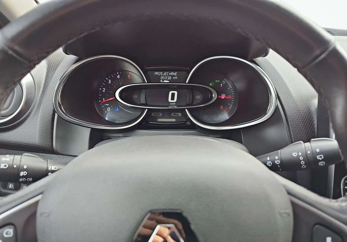 Renault Clio - Zdjęcie 14