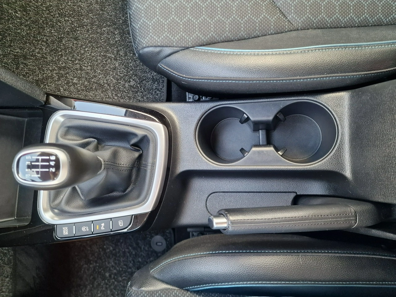 Kia XCeed - Zdjęcie 32