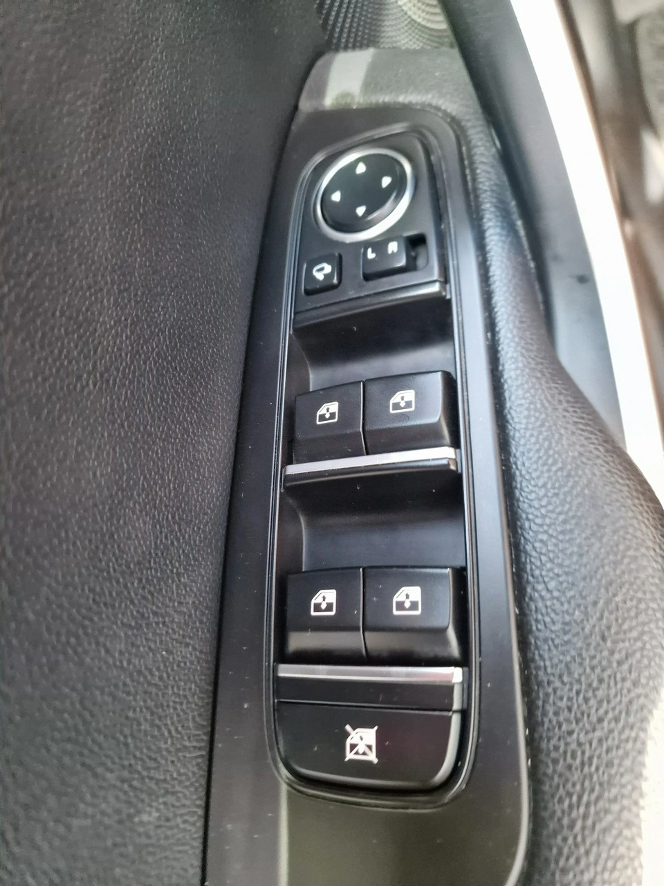 Kia XCeed - Zdjęcie 37