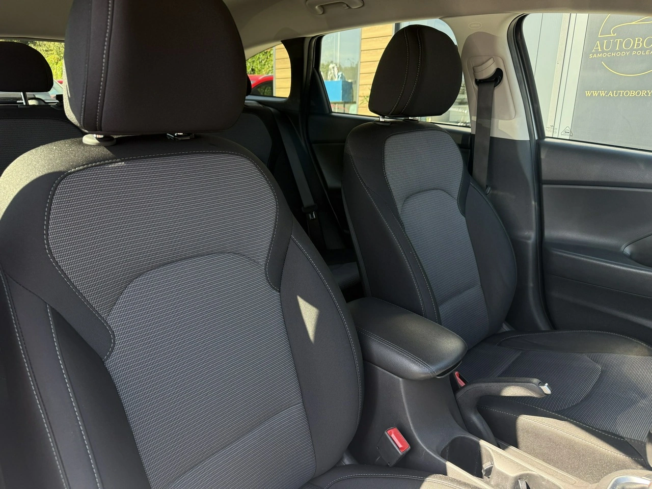 Hyundai i30 - Zdjęcie 10