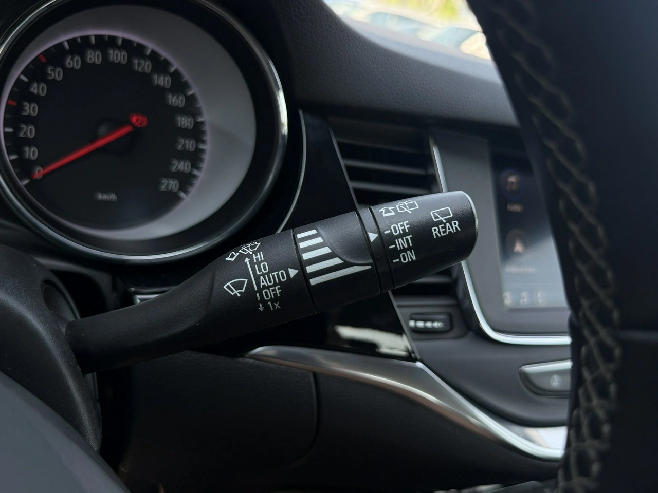 Opel Astra - Zdjęcie 17