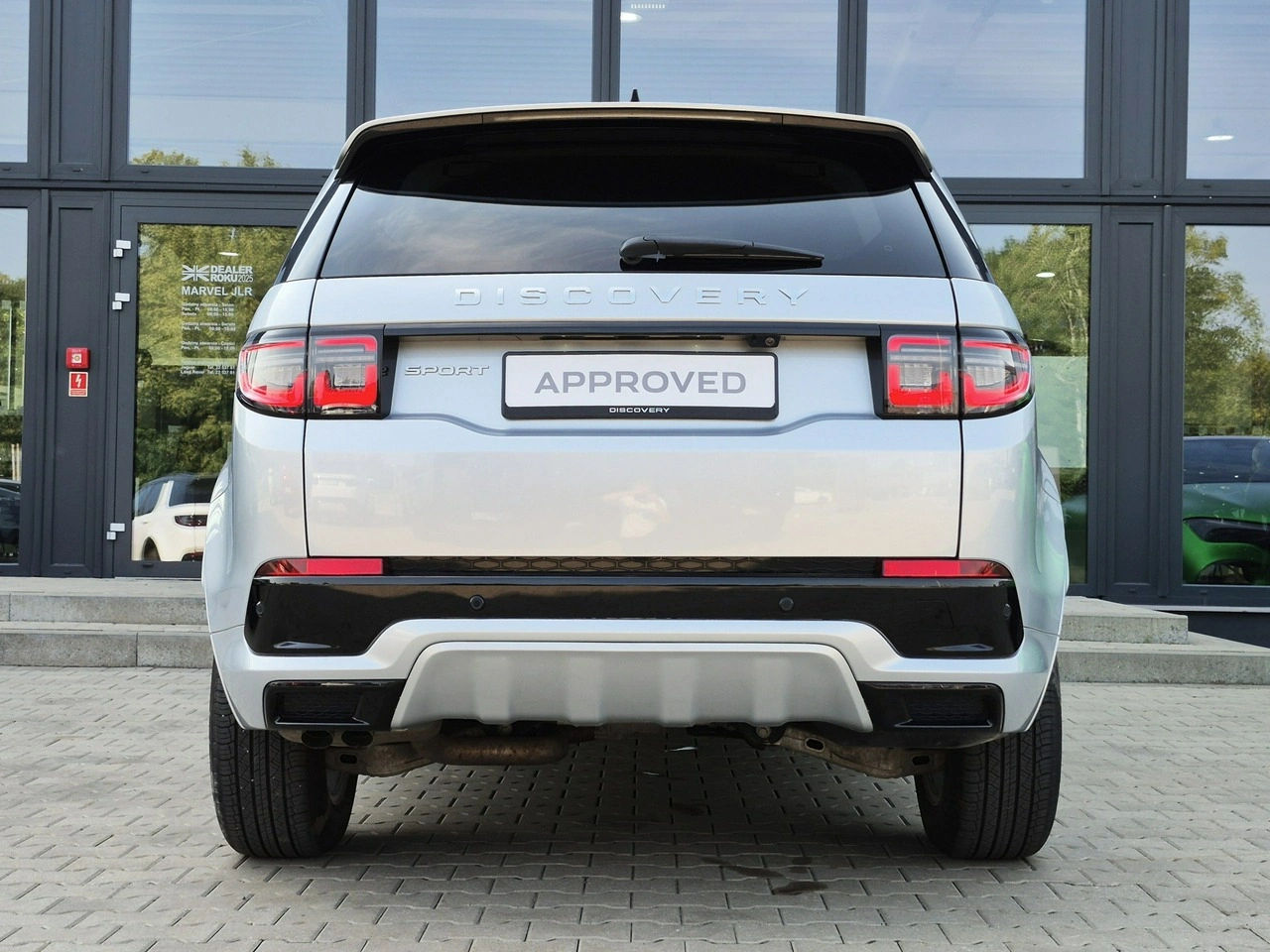 Land Rover Discovery Sport - Zdjęcie 10