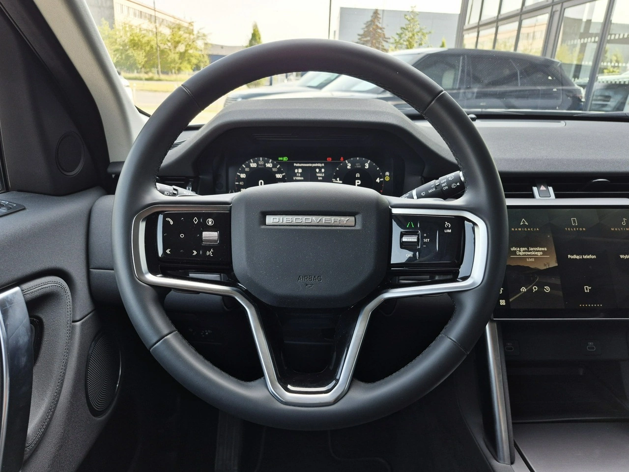 Land Rover Discovery Sport - Zdjęcie 26