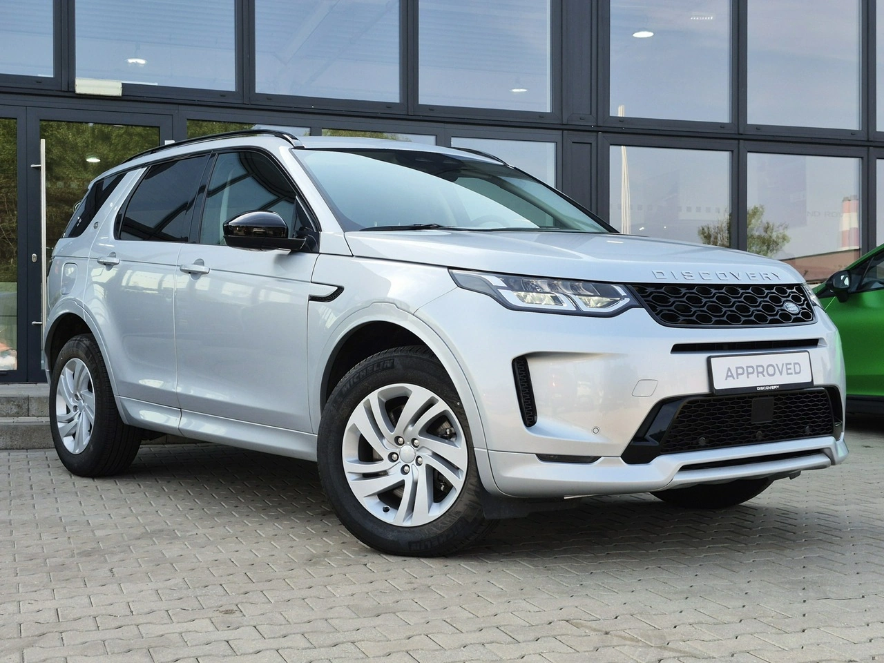 Land Rover Discovery Sport - Zdjęcie 3