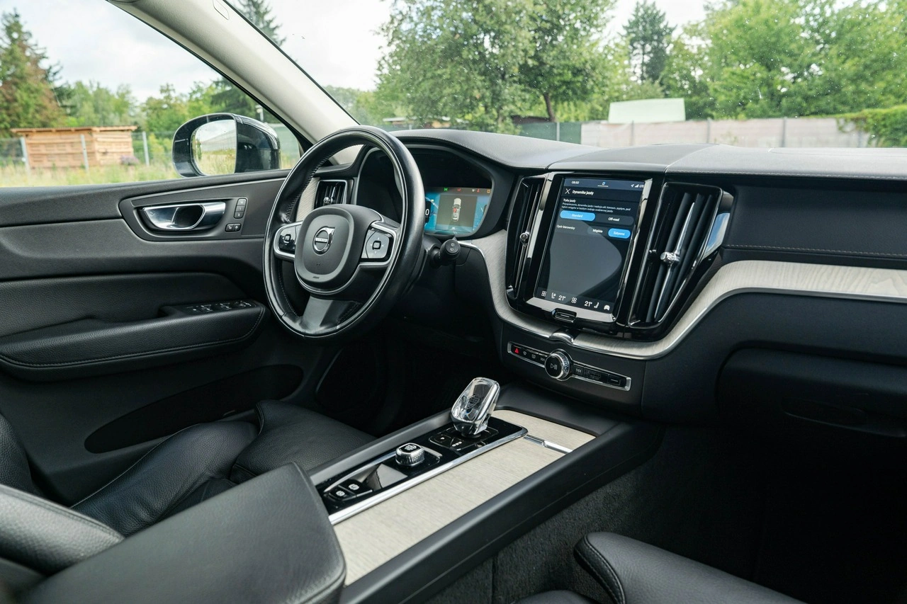 Volvo XC 60 - Zdjęcie 18